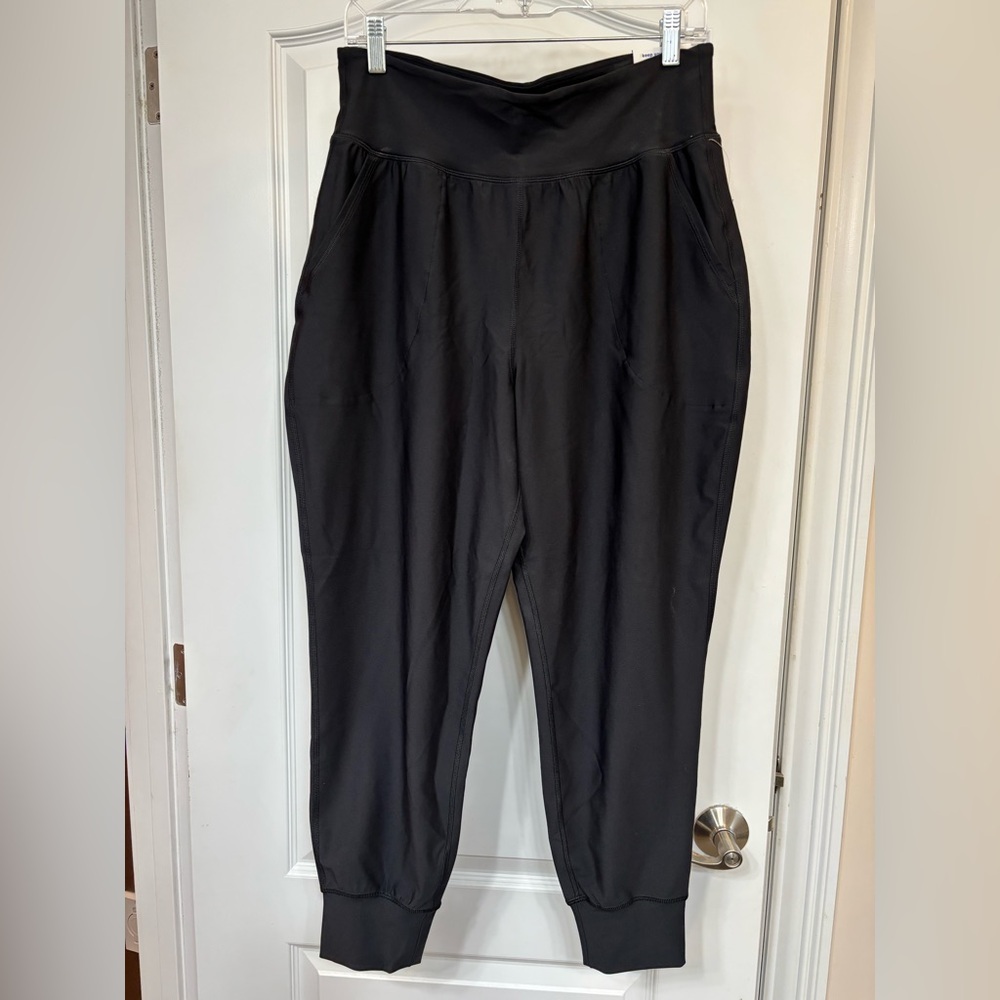 Women’s joggers
